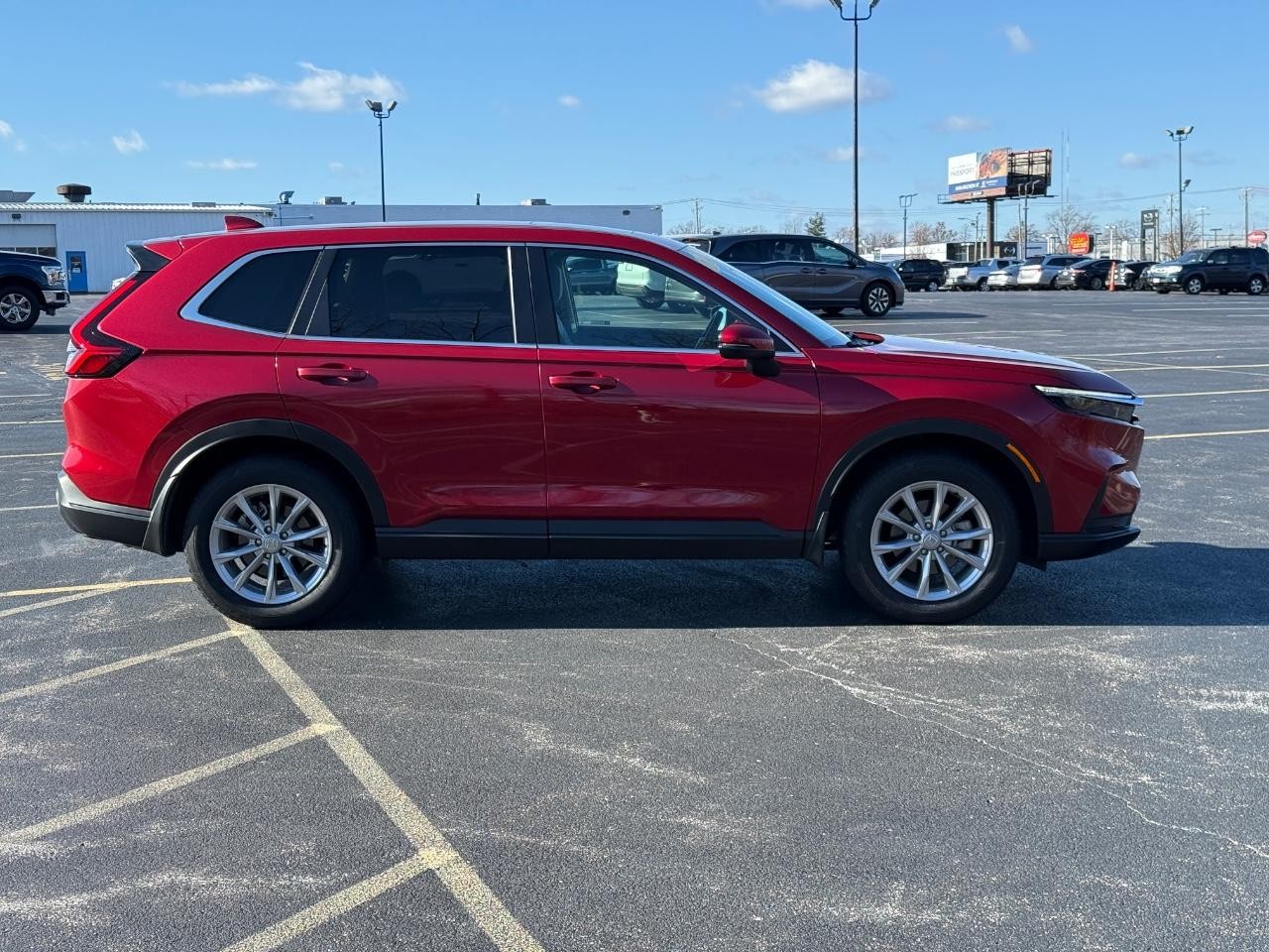 Honda CR-V Vehicle Full-screen Gallery Image 02