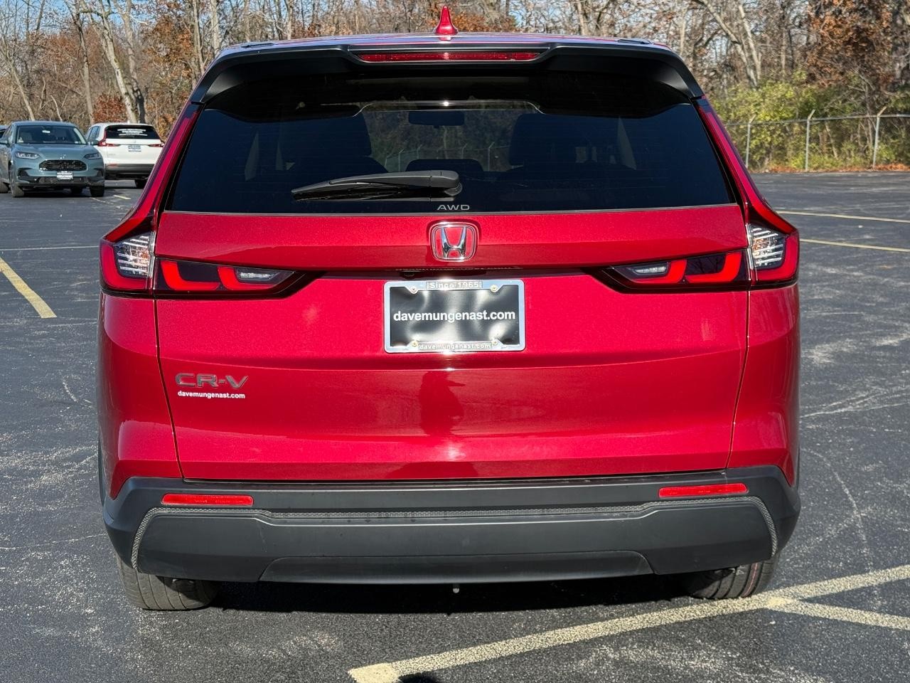 Honda CR-V Vehicle Full-screen Gallery Image 05