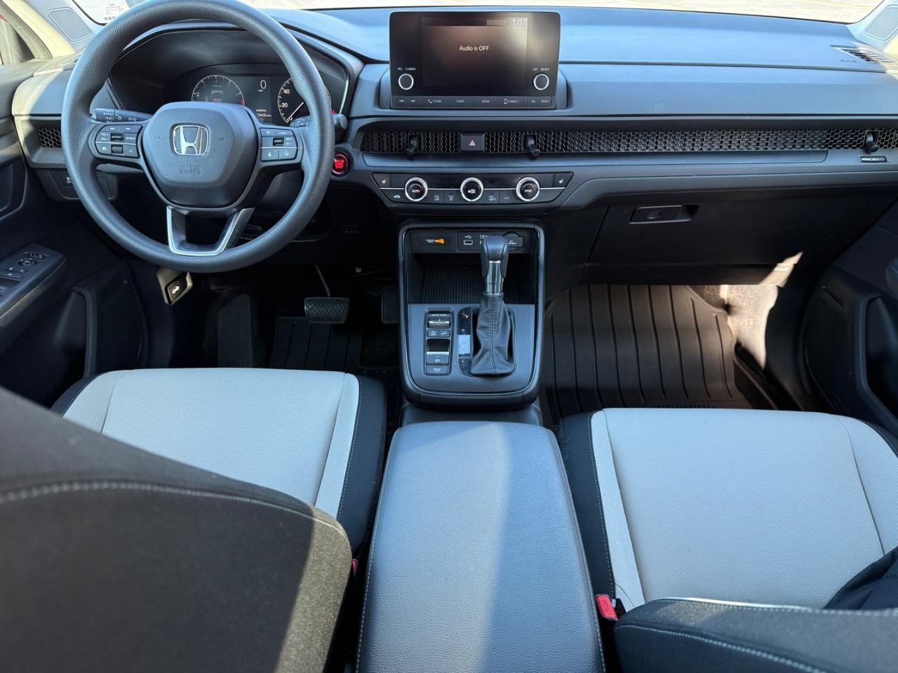 Honda CR-V Vehicle Full-screen Gallery Image 11