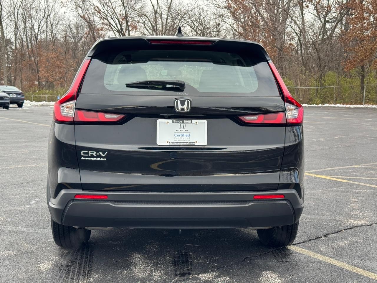 Honda CR-V Vehicle Full-screen Gallery Image 05