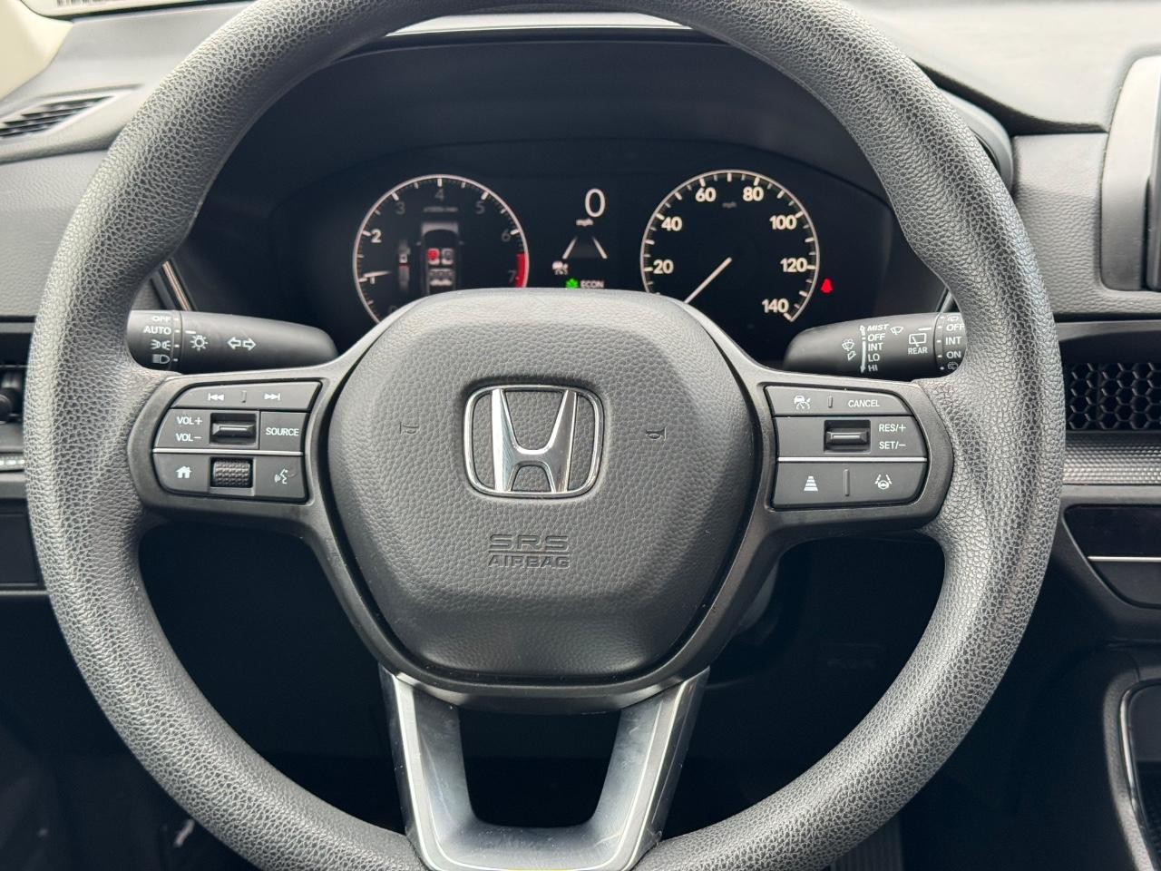 Honda CR-V Vehicle Full-screen Gallery Image 12