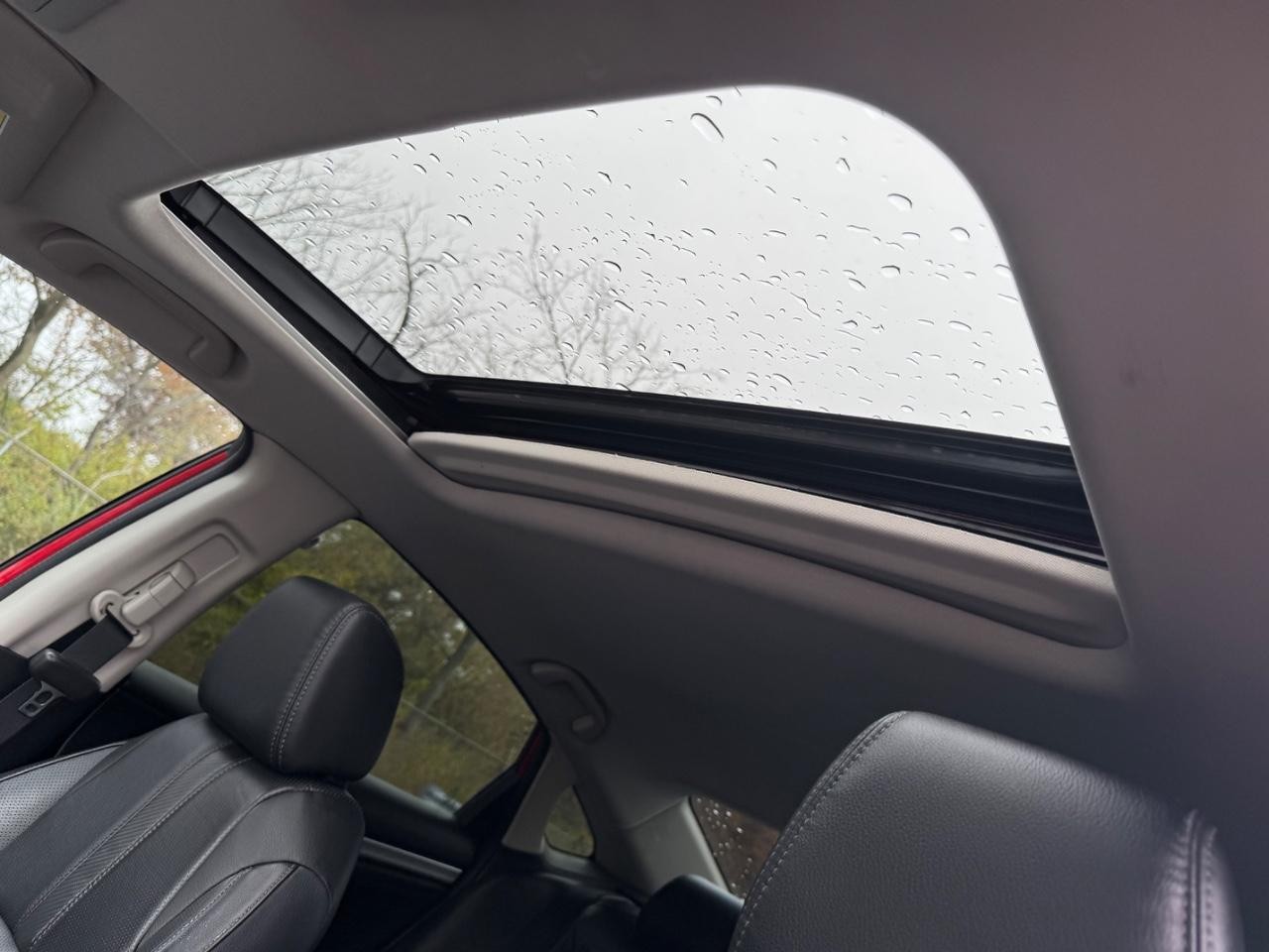 Honda Civic Sedan Vehicle Full-screen Gallery Image 17