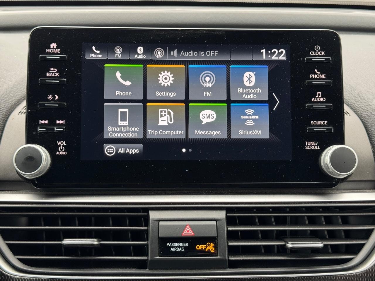 Honda Accord Sedan Vehicle Full-screen Gallery Image 13