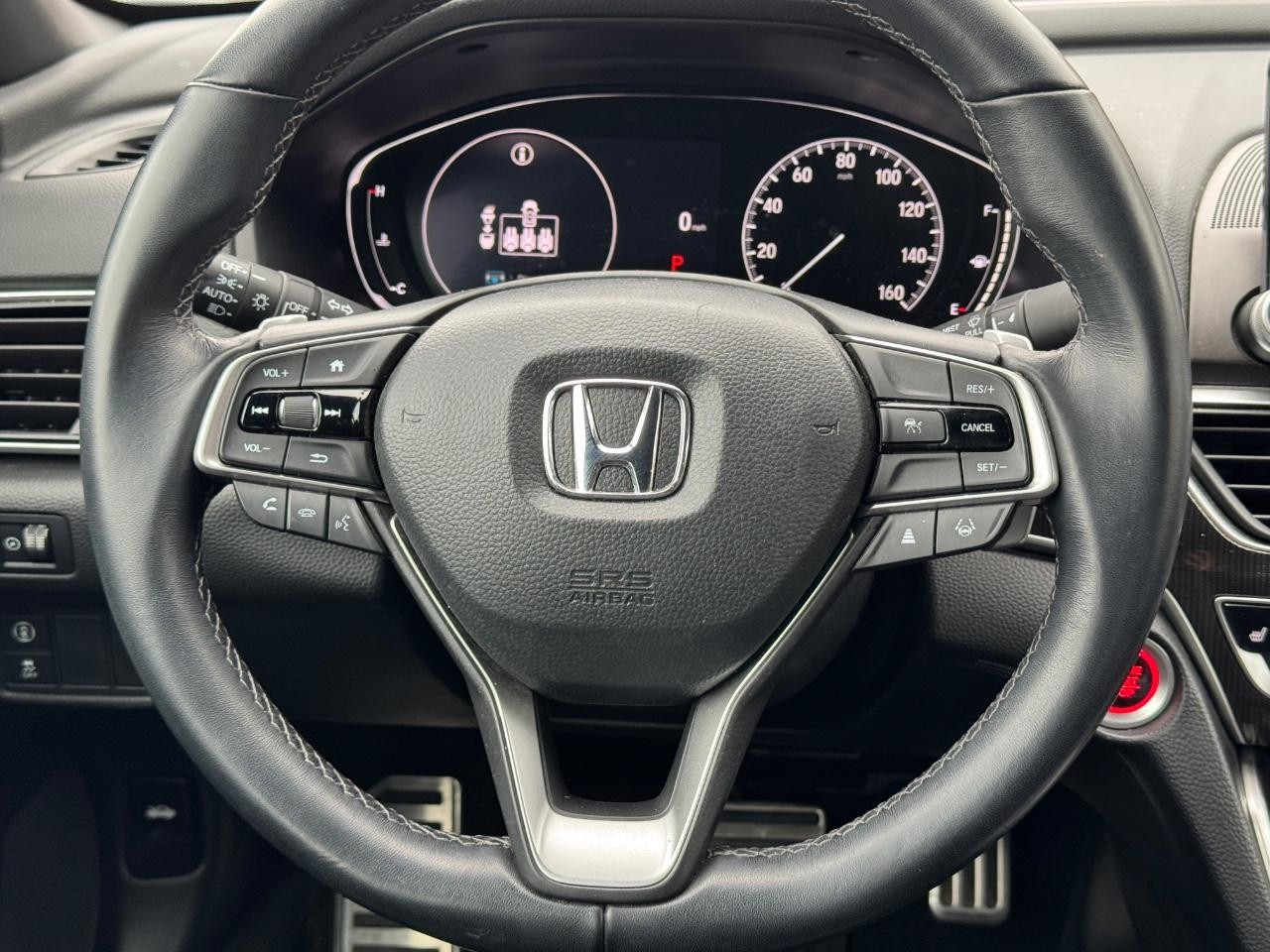 Honda Accord Sedan Vehicle Full-screen Gallery Image 27