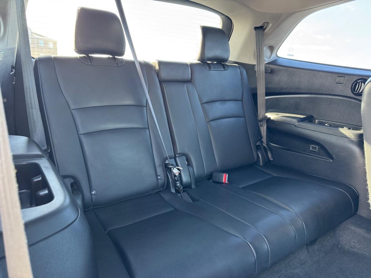 Honda Pilot Vehicle Full-screen Gallery Image 11