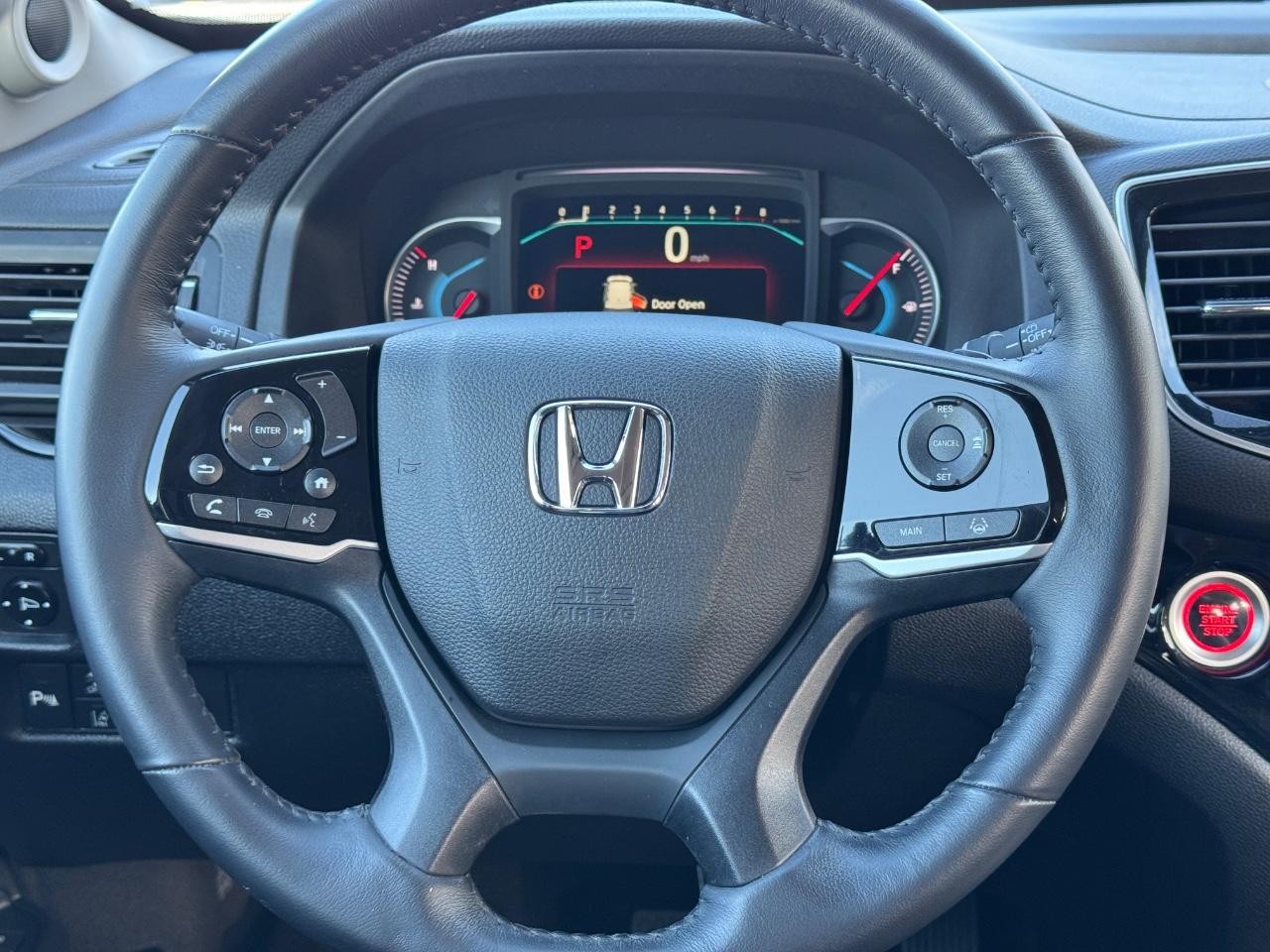 Honda Pilot Vehicle Full-screen Gallery Image 13