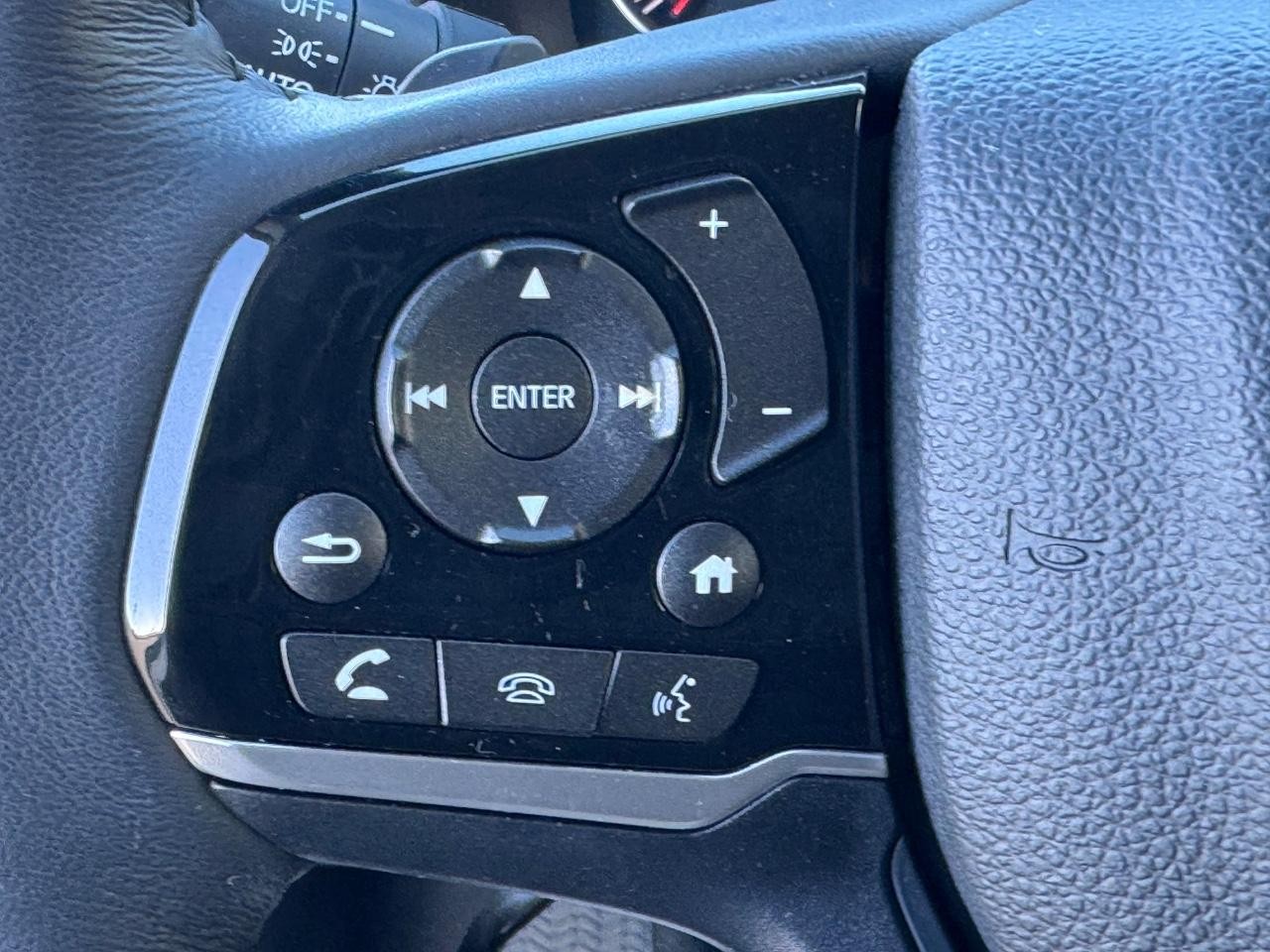 Honda Pilot Vehicle Full-screen Gallery Image 23