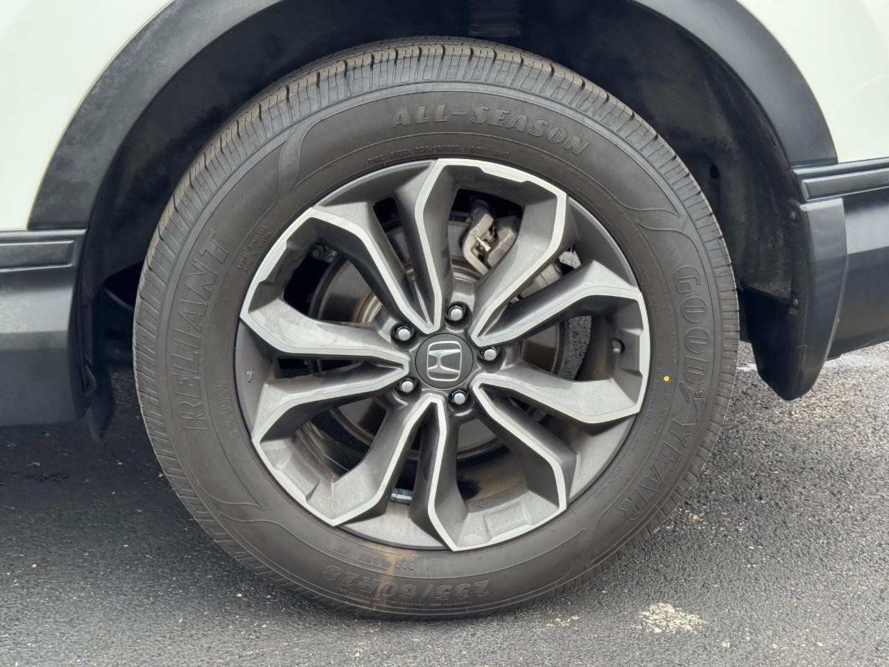 Honda CR-V Vehicle Full-screen Gallery Image 07