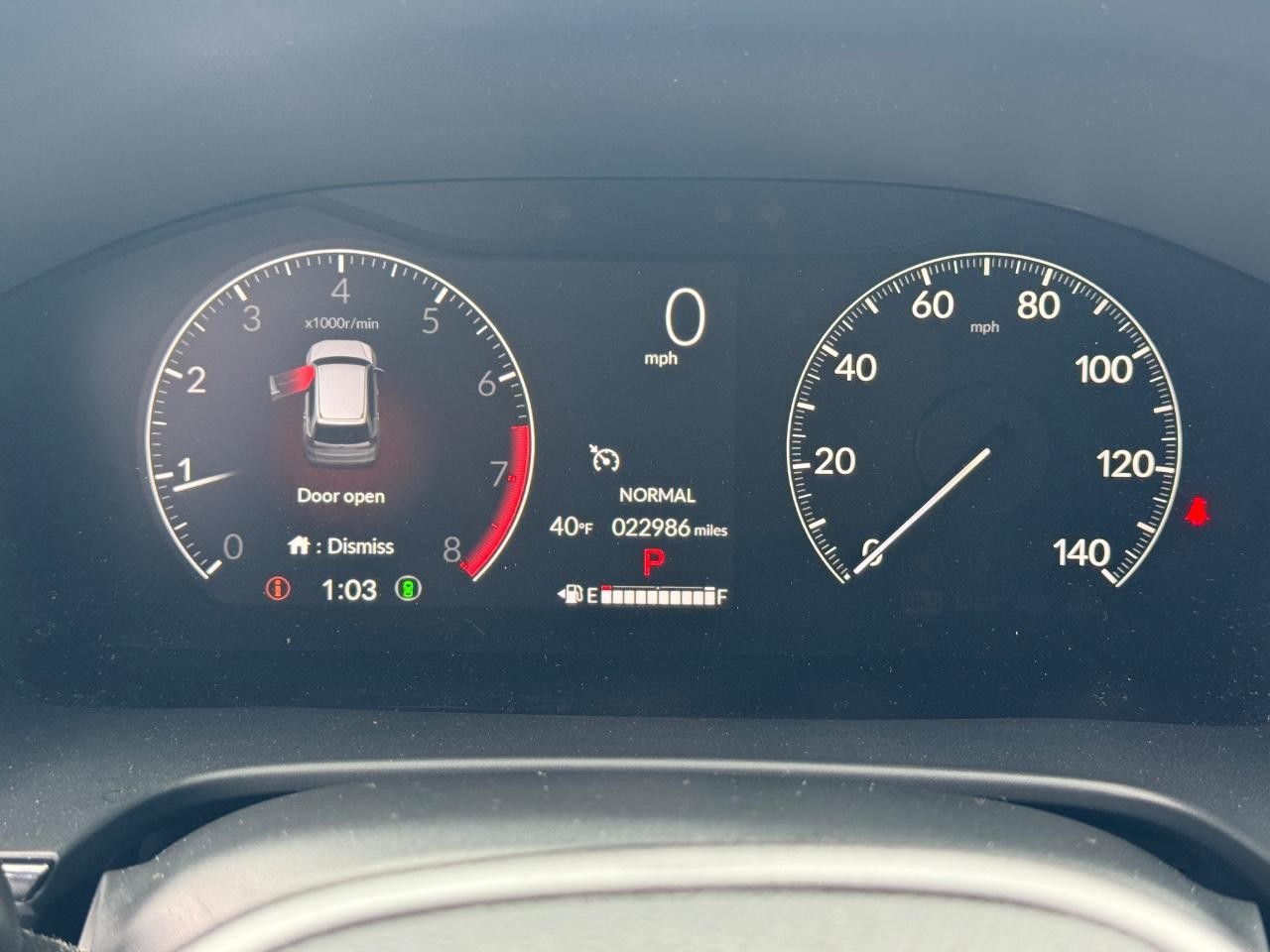 Honda CR-V Vehicle Full-screen Gallery Image 20