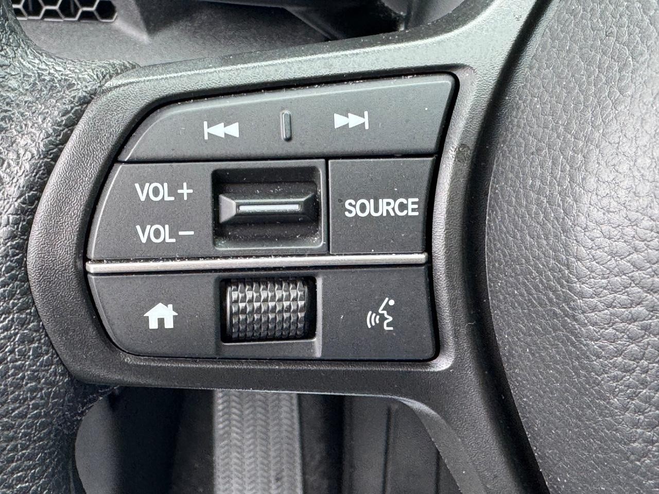 Honda CR-V Vehicle Full-screen Gallery Image 21