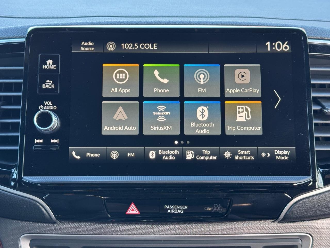 Honda Ridgeline Vehicle Full-screen Gallery Image 13