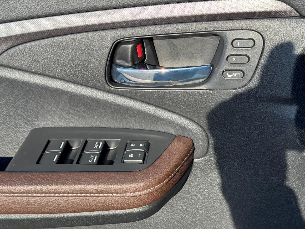 Honda Ridgeline Vehicle Full-screen Gallery Image 25