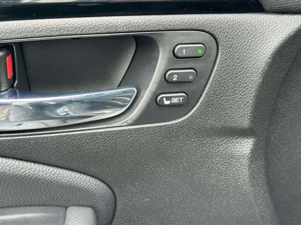 Honda Passport Vehicle Full-screen Gallery Image 19