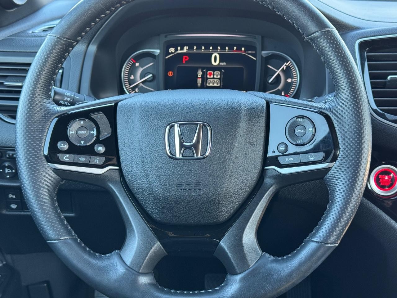 Honda Passport Vehicle Full-screen Gallery Image 12