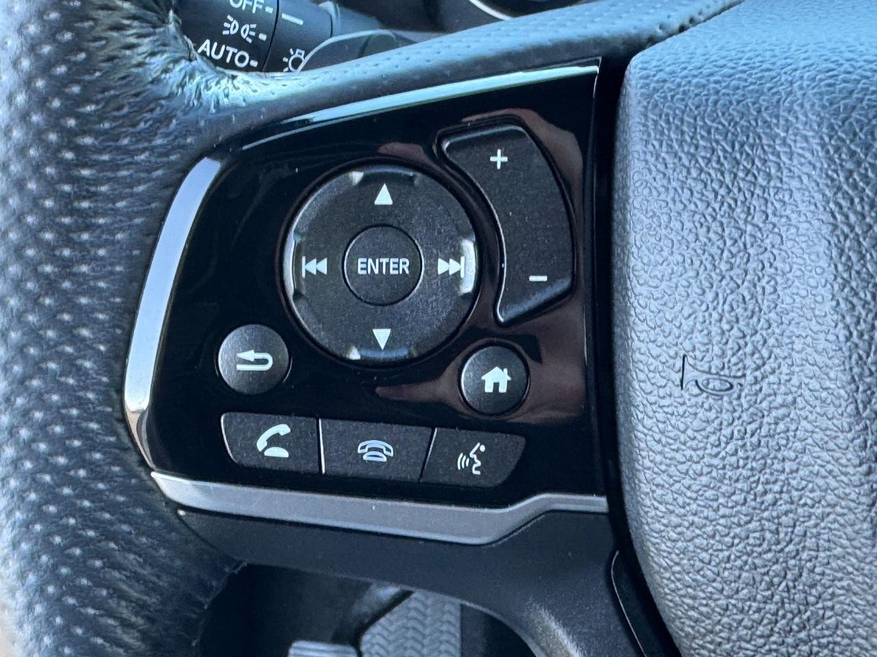 Honda Passport Vehicle Full-screen Gallery Image 21