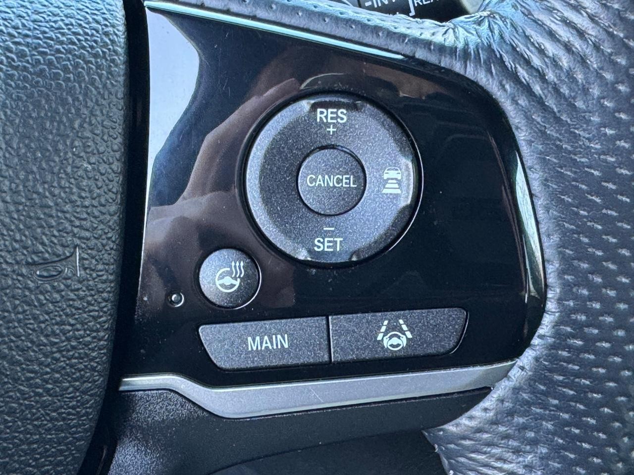 Honda Passport Vehicle Full-screen Gallery Image 22