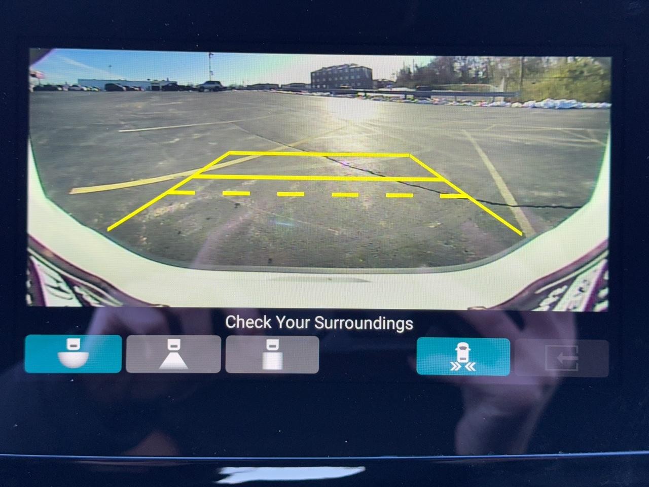 Honda Passport Vehicle Full-screen Gallery Image 24