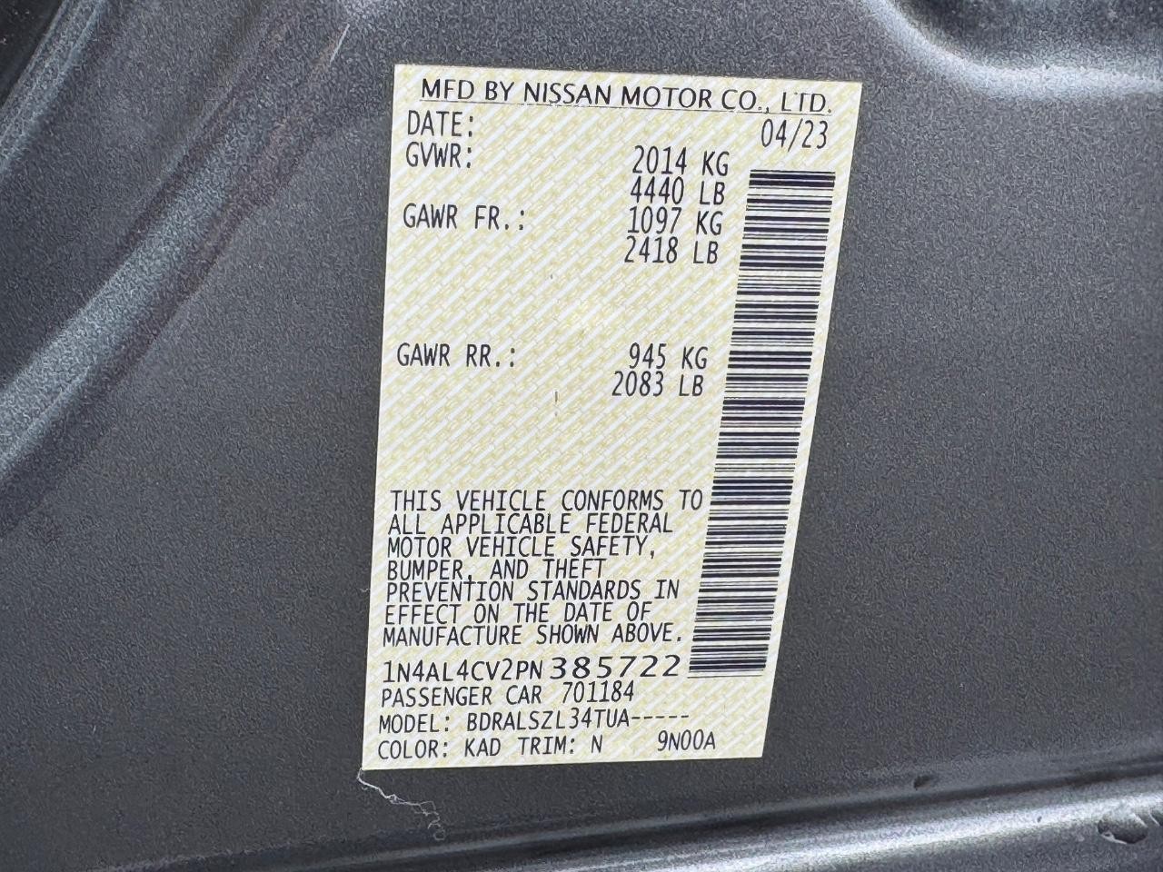 Nissan Altima Vehicle Full-screen Gallery Image 28