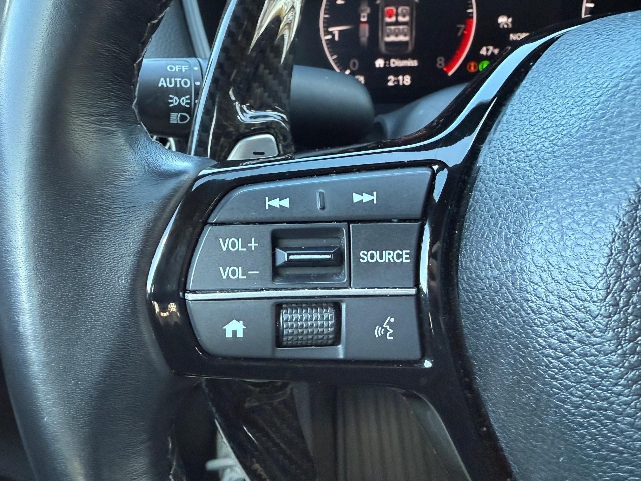 Honda Civic Sedan Vehicle Full-screen Gallery Image 17