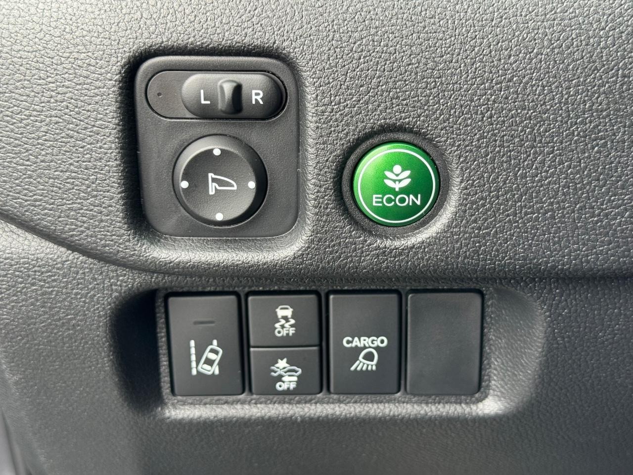 Honda Ridgeline Vehicle Full-screen Gallery Image 23