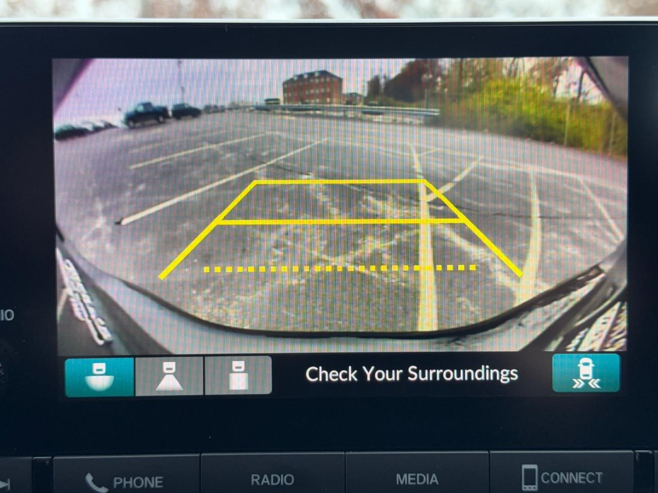 Honda Accord Sedan Vehicle Full-screen Gallery Image 23