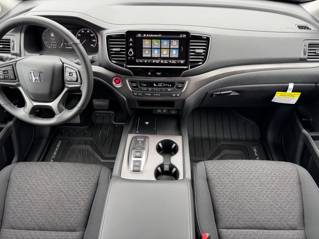 Honda Ridgeline Vehicle Full-screen Gallery Image 11