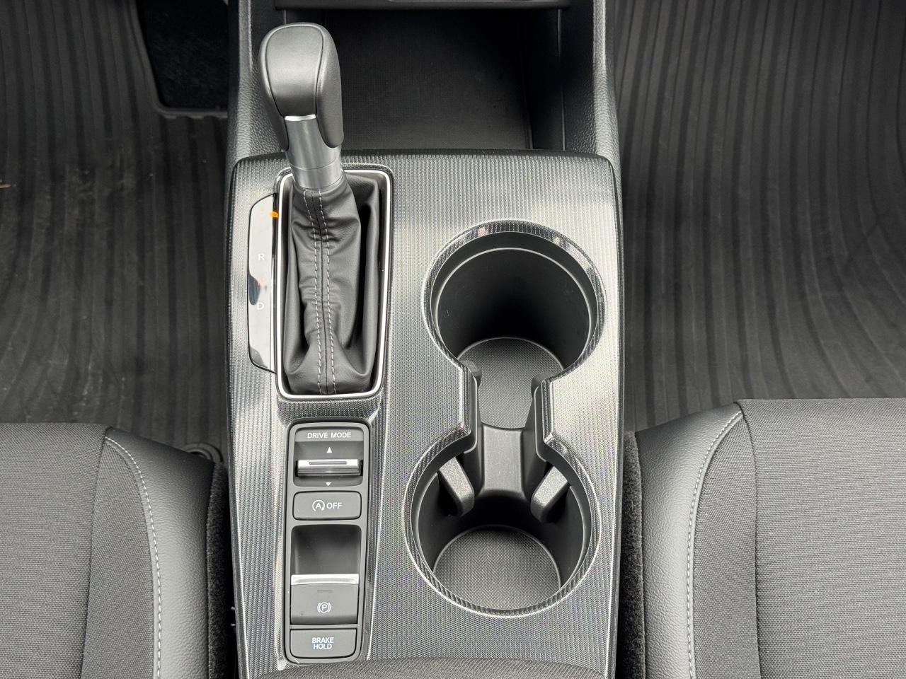 Honda Civic Hatchback Vehicle Full-screen Gallery Image 15