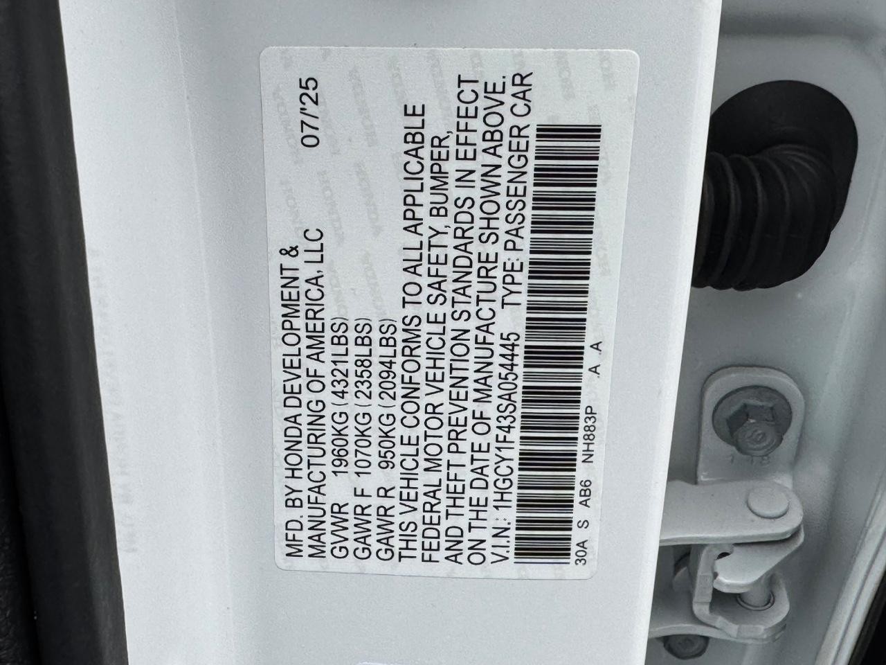 Honda Accord Sedan Vehicle Full-screen Gallery Image 26