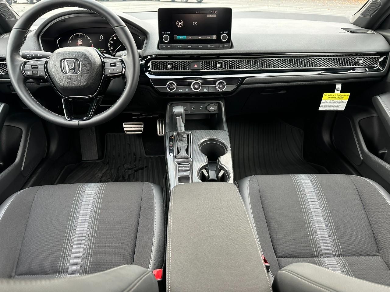 Honda Civic Hatchback Vehicle Full-screen Gallery Image 11