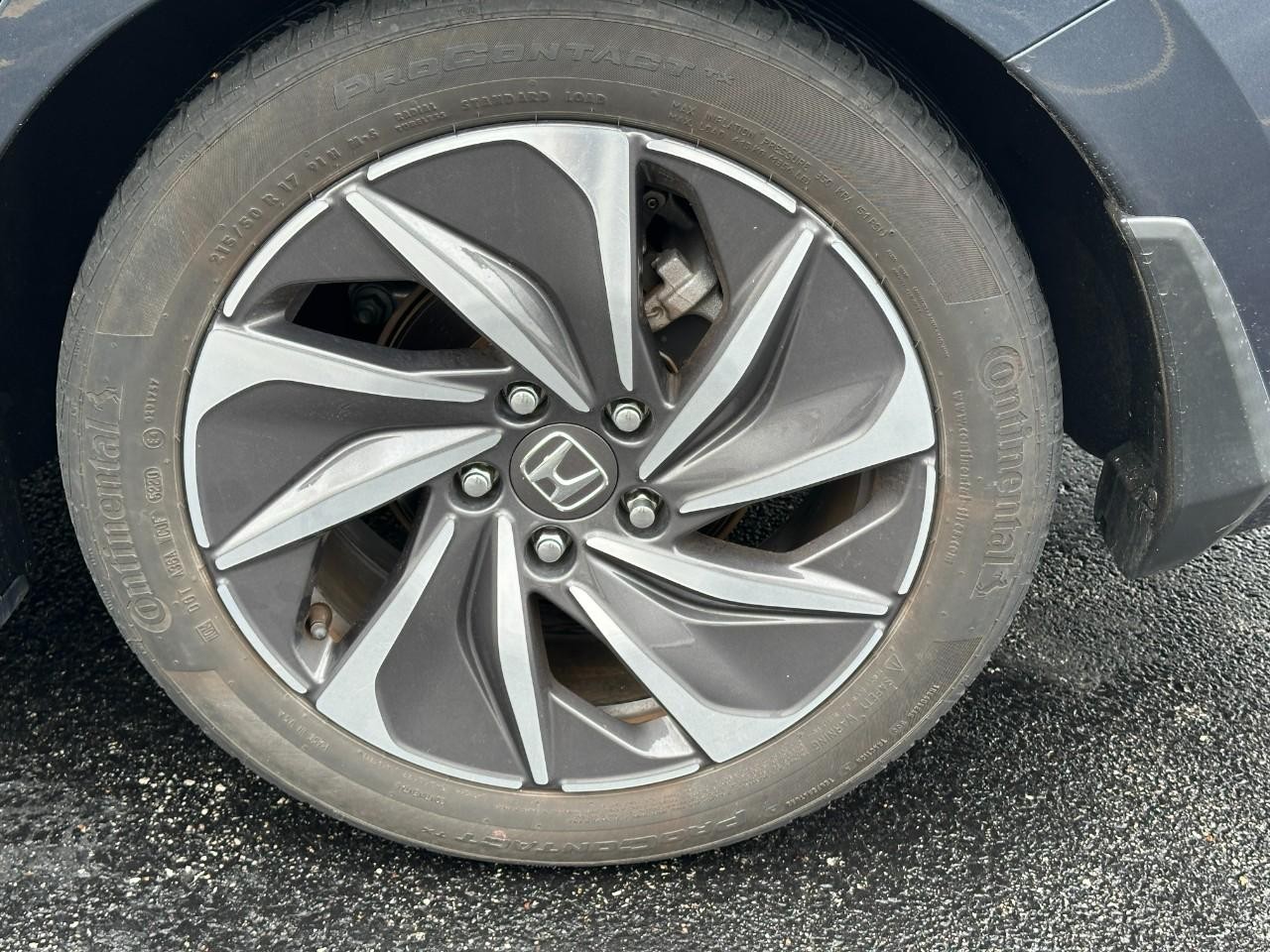 Honda Insight Vehicle Full-screen Gallery Image 07