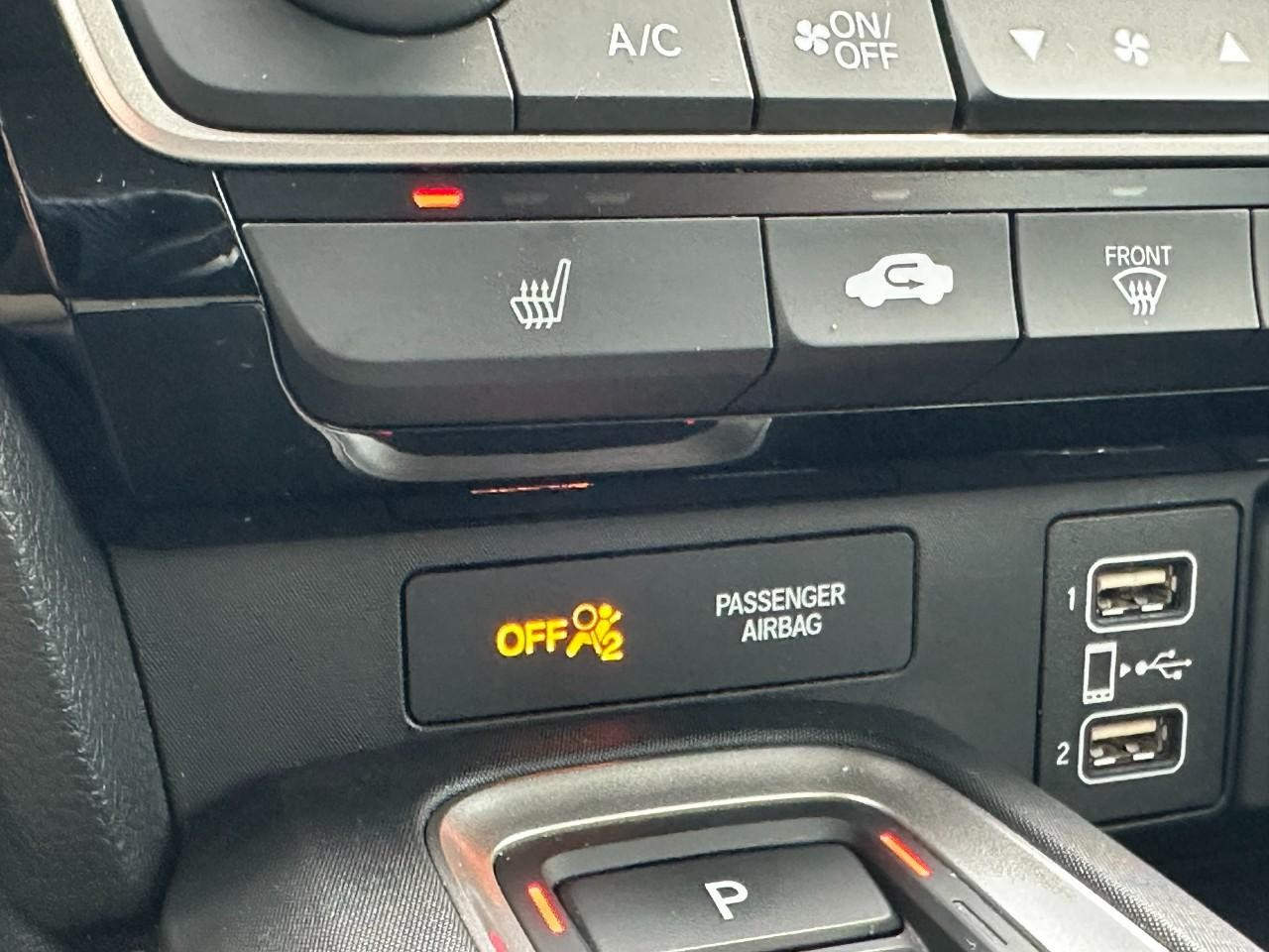 Honda Insight Vehicle Full-screen Gallery Image 21