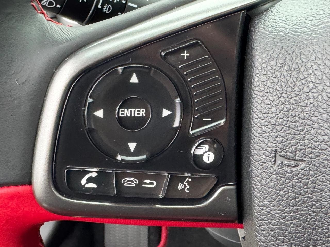 Honda Civic Type R Vehicle Full-screen Gallery Image 18