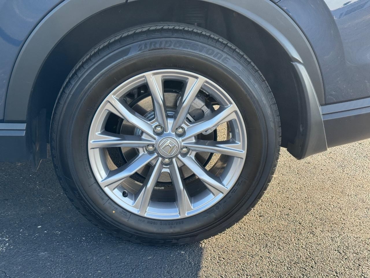 Honda CR-V Vehicle Full-screen Gallery Image 07