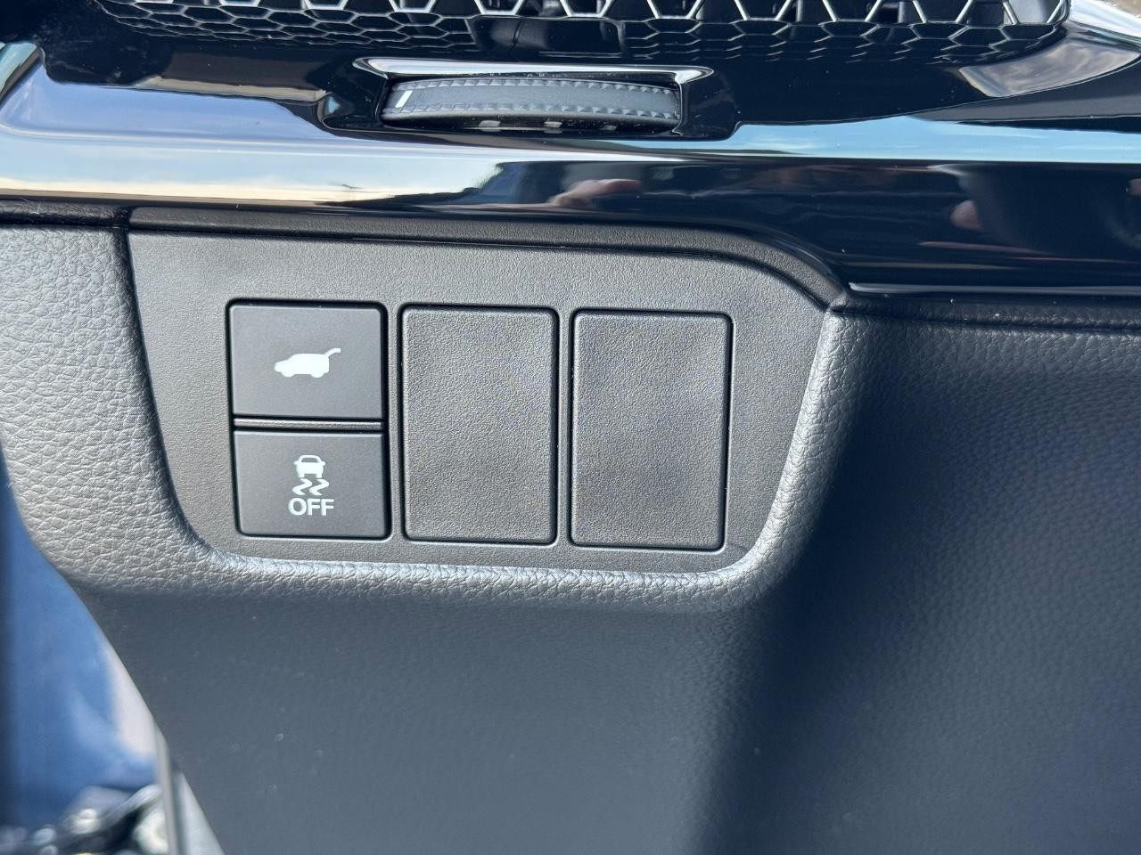 Honda CR-V Vehicle Full-screen Gallery Image 23