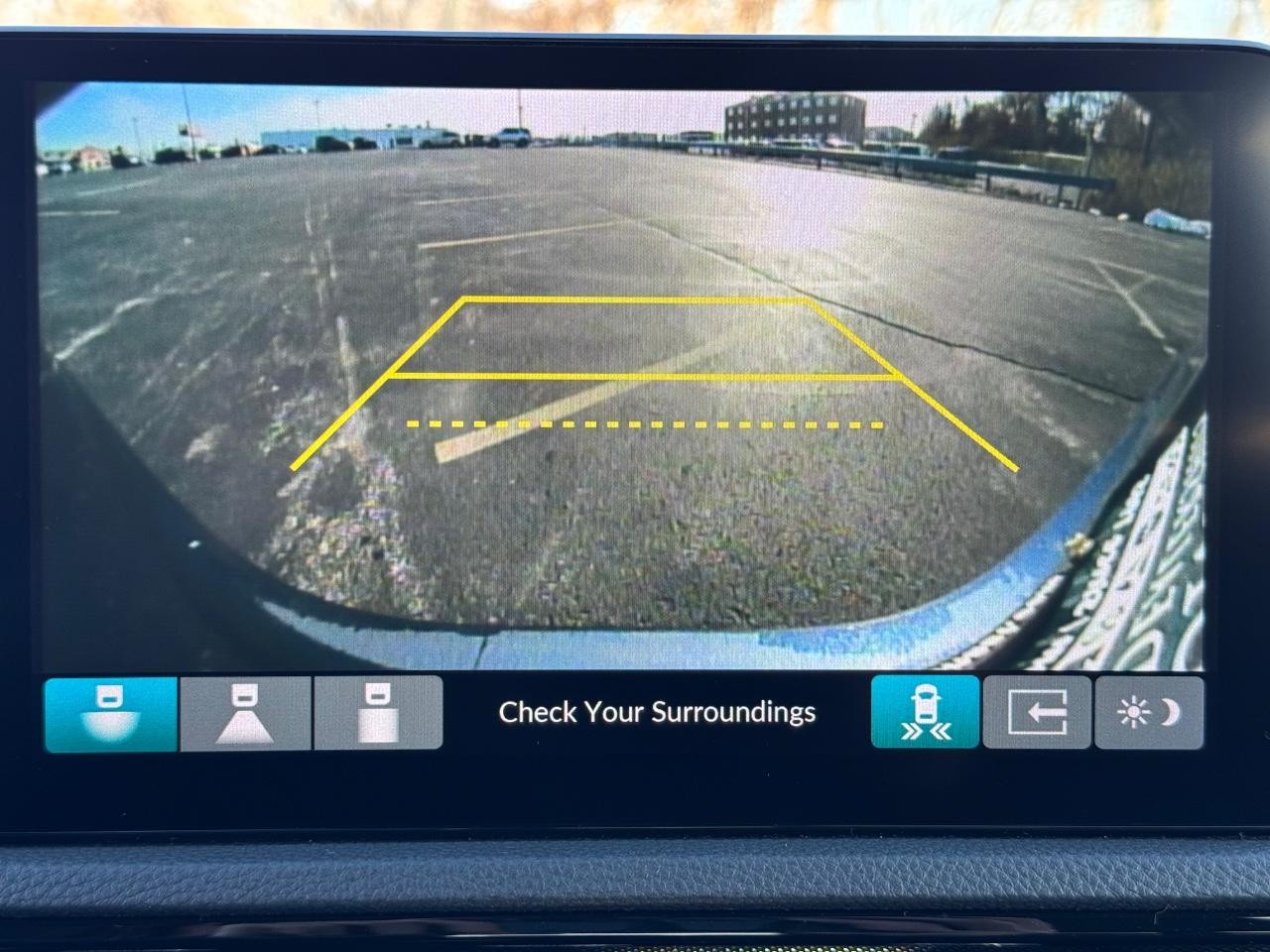 Honda CR-V Vehicle Full-screen Gallery Image 24