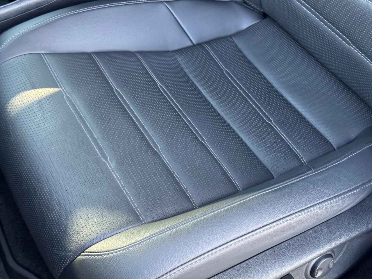 Honda CR-V Vehicle Full-screen Gallery Image 26