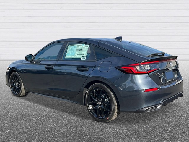 Honda Civic Hatchback Hybrid Vehicle Full-screen Gallery Image 03