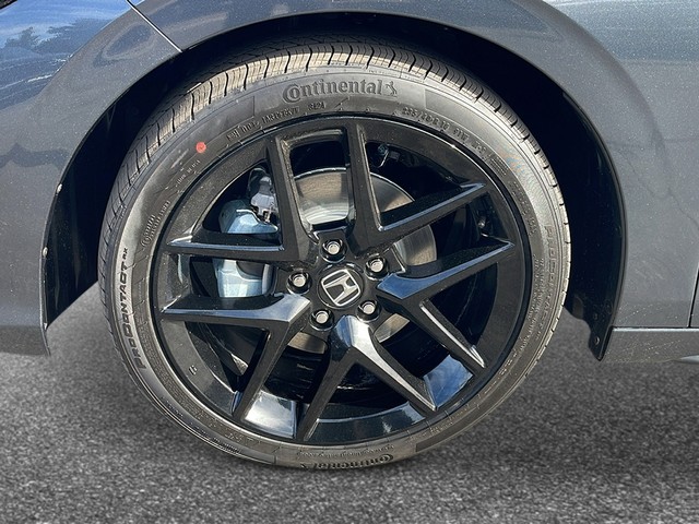 Honda Civic Hatchback Hybrid Vehicle Full-screen Gallery Image 09