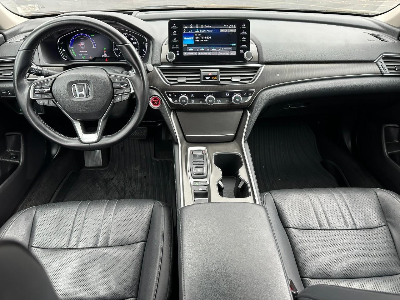 Honda Accord Hybrid Vehicle Full-screen Gallery Image 12