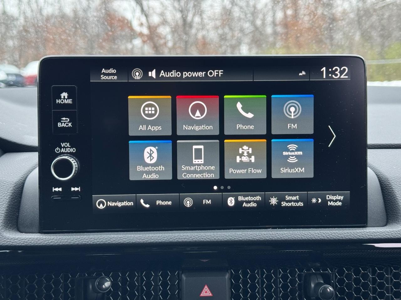 Honda CR-V Hybrid Vehicle Full-screen Gallery Image 13