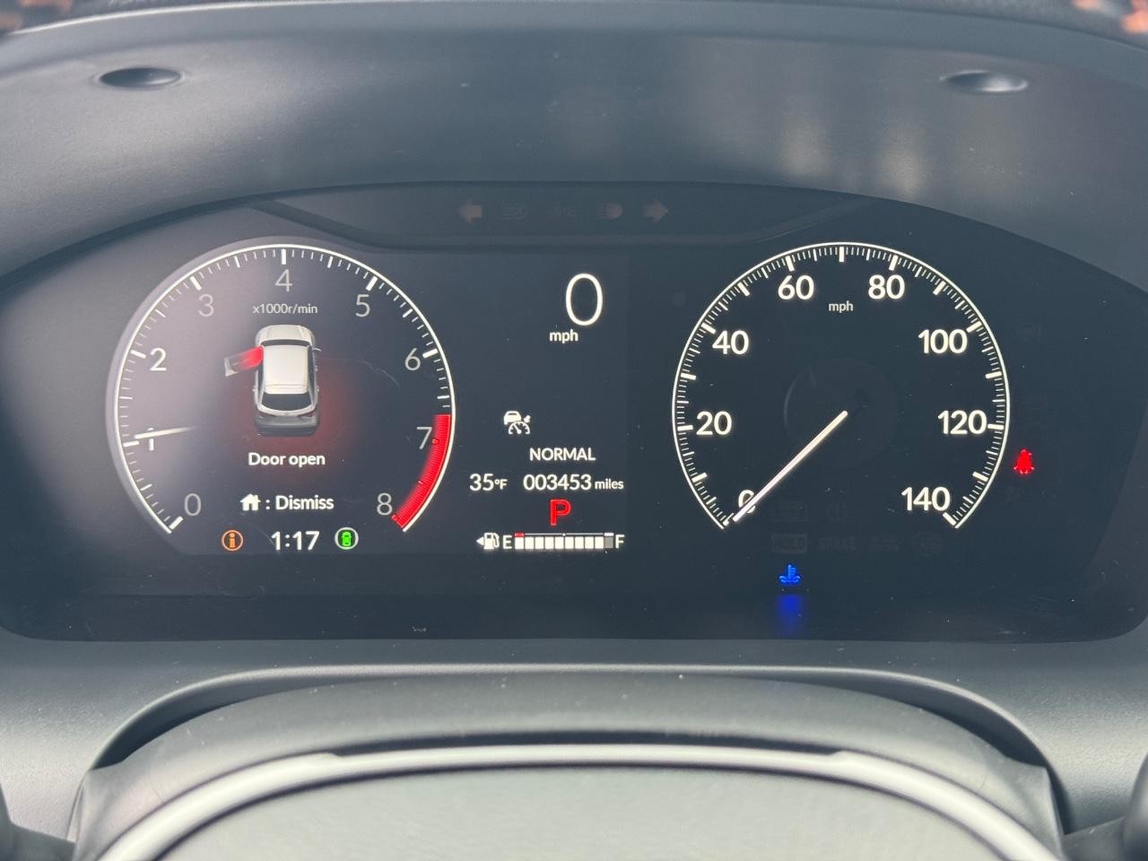 Honda HR-V Vehicle Full-screen Gallery Image 19