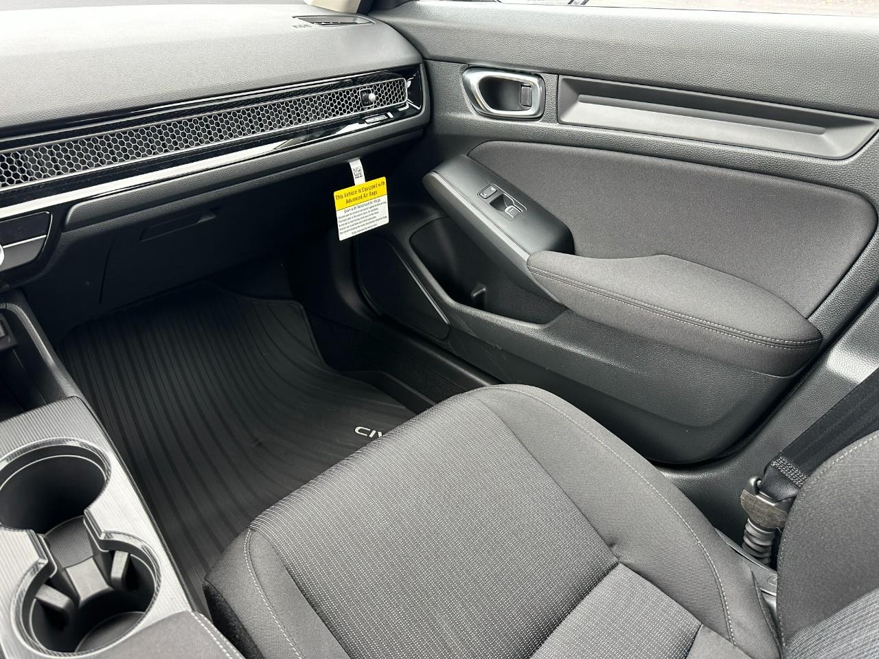 Honda Civic Sedan Vehicle Full-screen Gallery Image 14