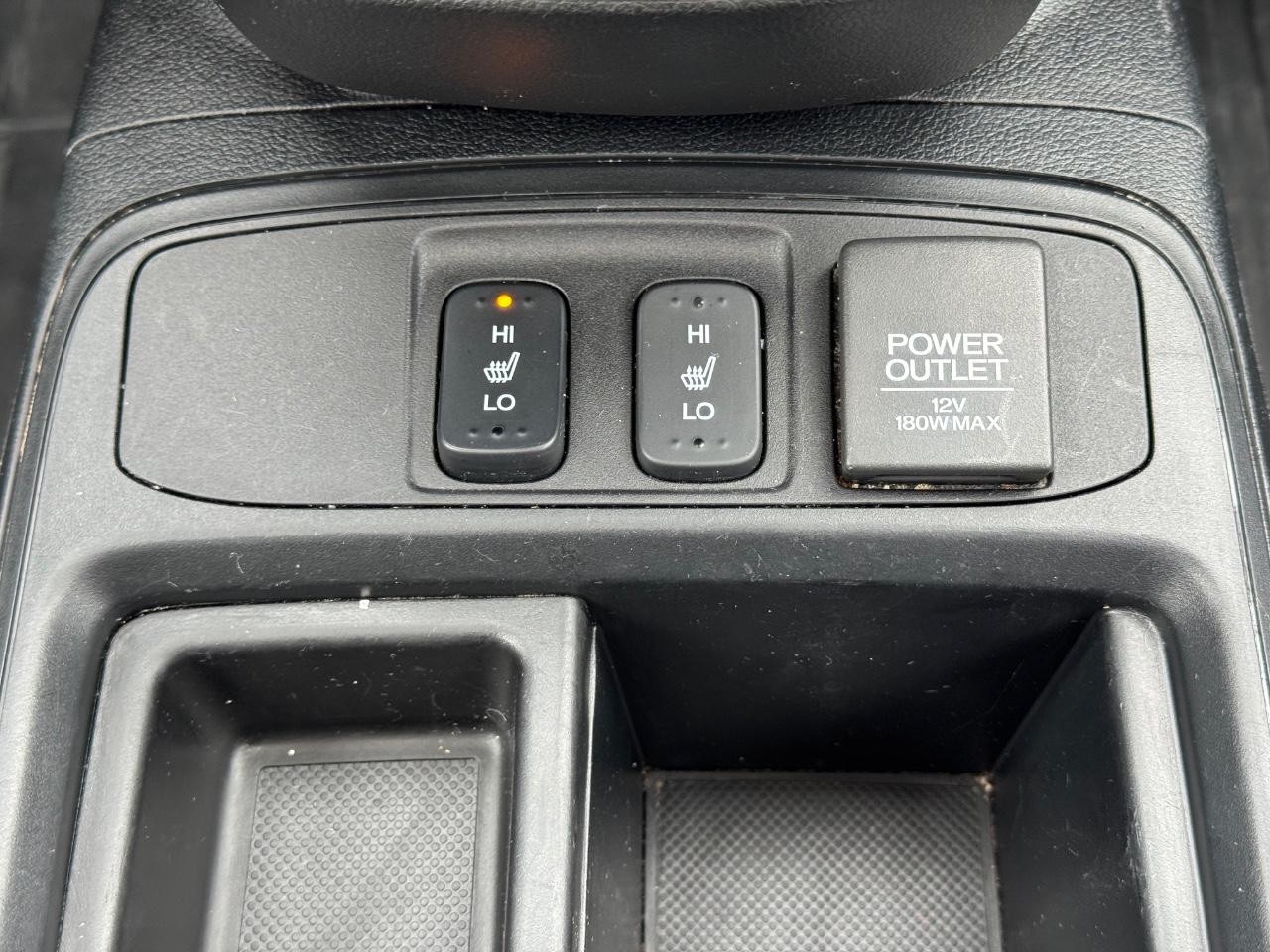 Honda CR-V Vehicle Full-screen Gallery Image 15