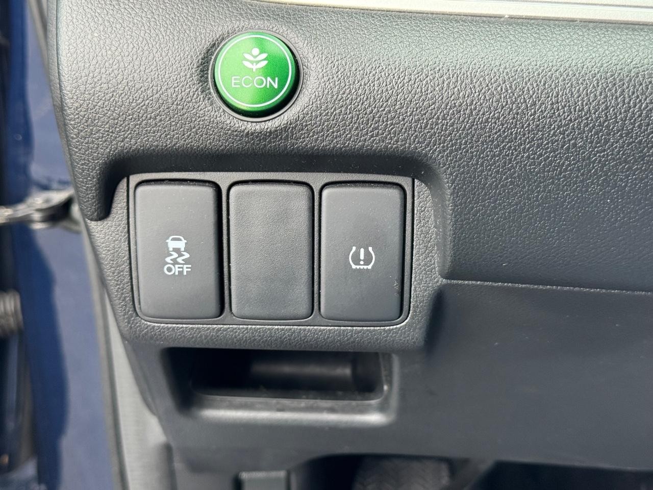 Honda CR-V Vehicle Full-screen Gallery Image 23