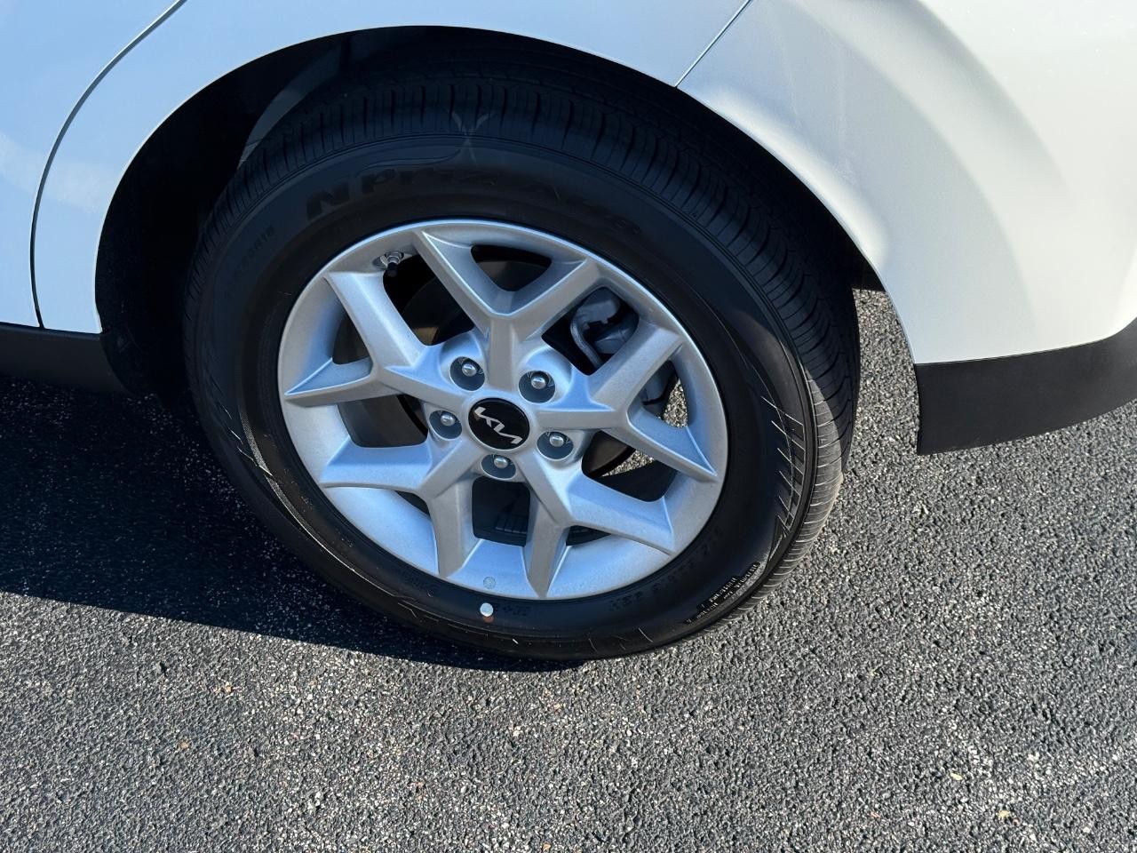 Kia Soul Vehicle Full-screen Gallery Image 07