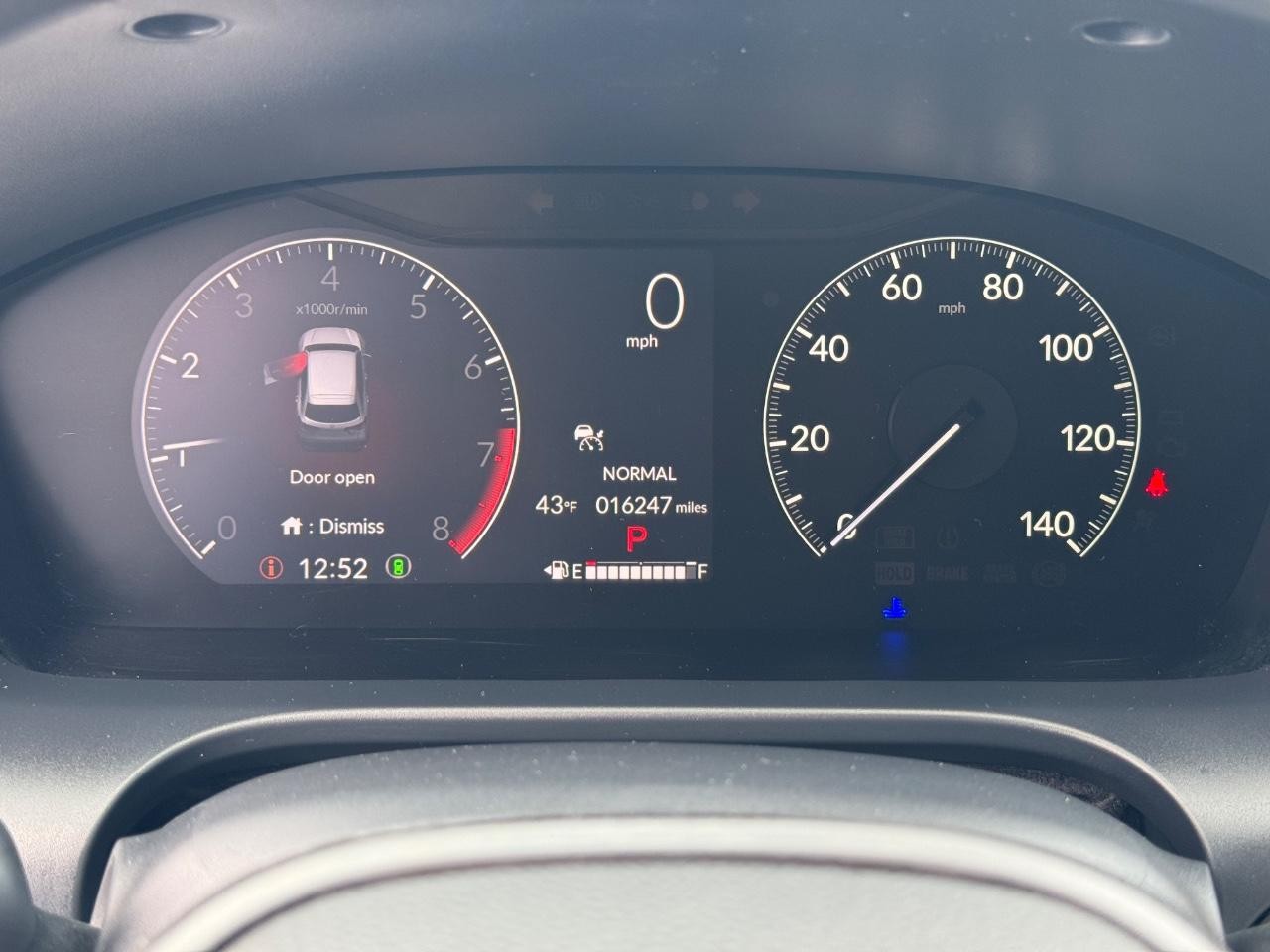 Honda HR-V Vehicle Full-screen Gallery Image 19