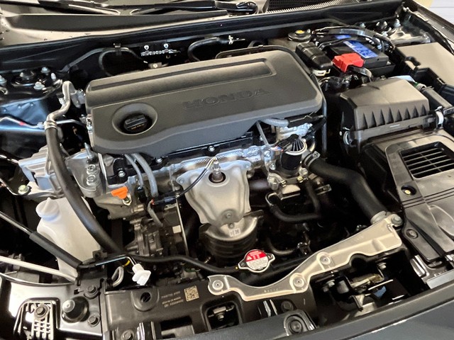 Honda Civic Sedan Vehicle Full-screen Gallery Image 12