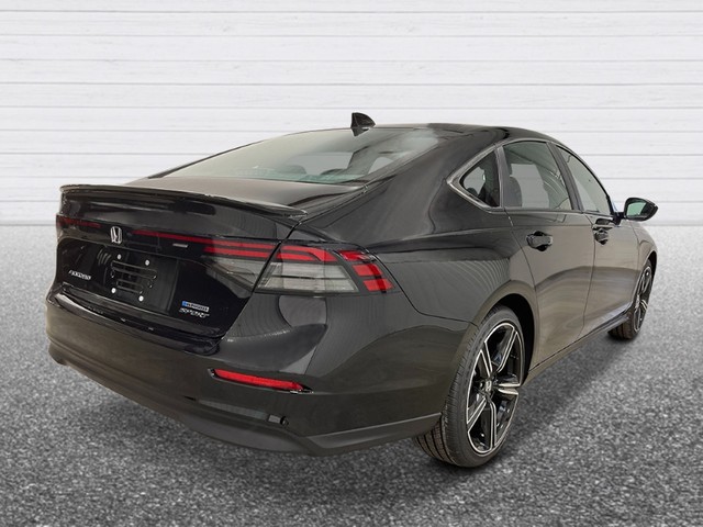 Honda Accord Hybrid Vehicle Full-screen Gallery Image 05