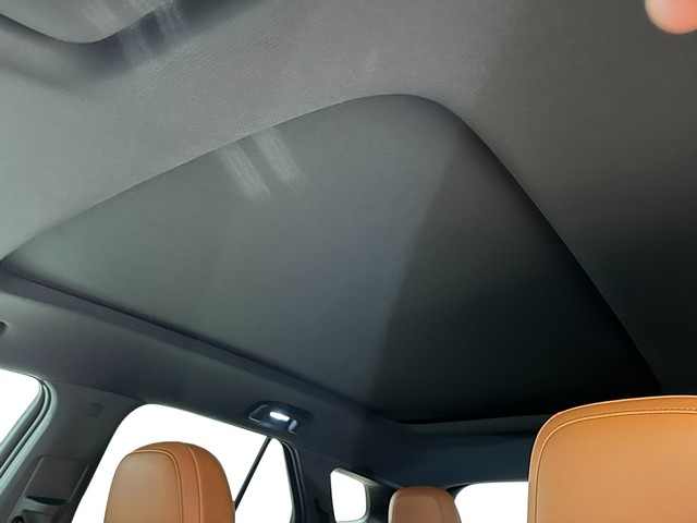 Honda Prologue Vehicle Full-screen Gallery Image 22