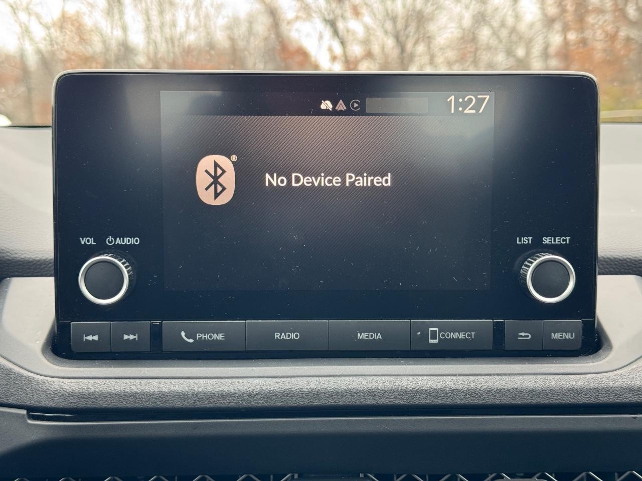 Honda Accord Sedan Vehicle Full-screen Gallery Image 13